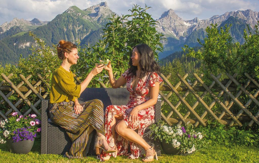 Hotel Dunza Bürserberg Екстериор снимка